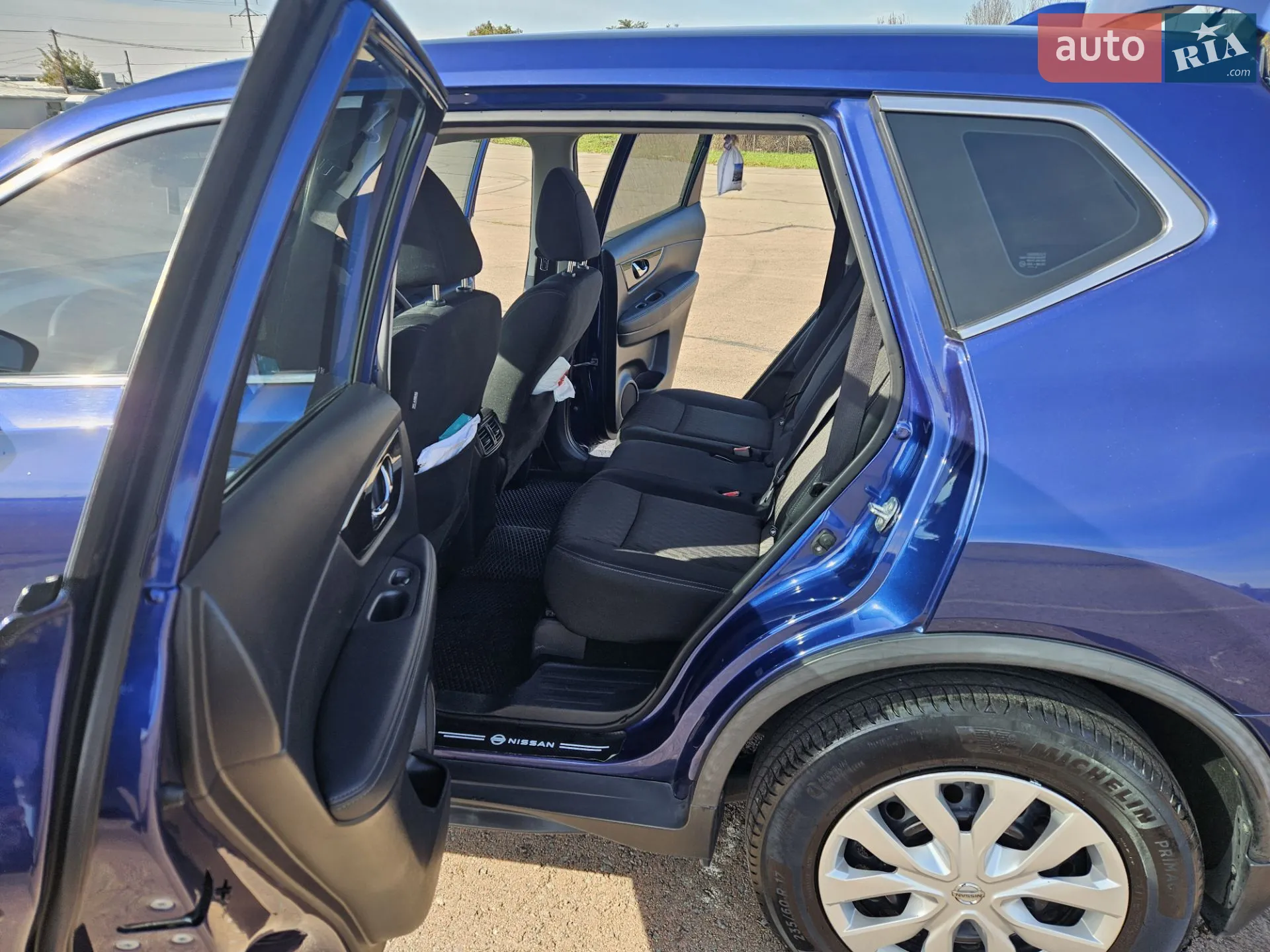 Nissan Rogue 2018 VIN KNMAT2MT9JP578330 фото оголошення 32 з 42