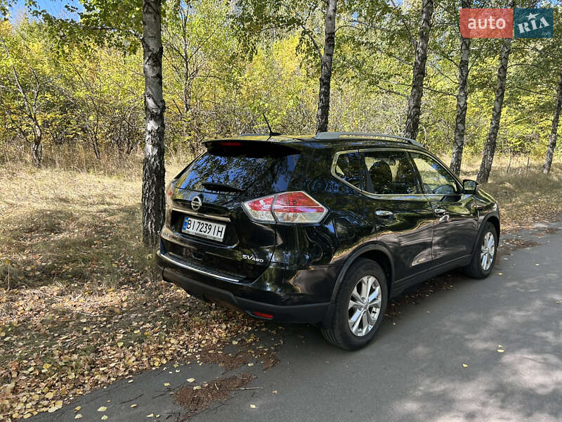 Внедорожник / Кроссовер Nissan Rogue 2016 в Лубнах