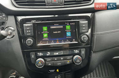 Внедорожник / Кроссовер Nissan Rogue 2020 в 
