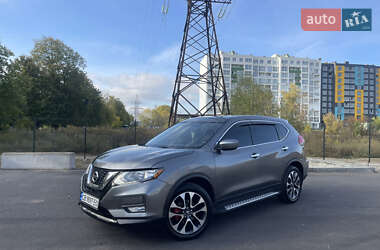Внедорожник / Кроссовер Nissan Rogue 2016 в Чернигове