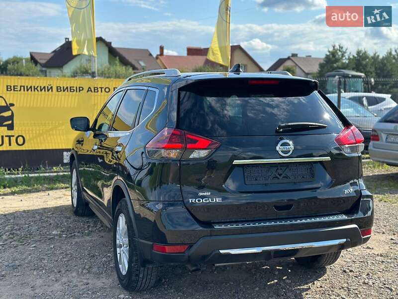 Позашляховик / Кросовер Nissan Rogue 2018 в Львові