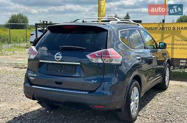 Внедорожник / Кроссовер Nissan Rogue 2016 в 