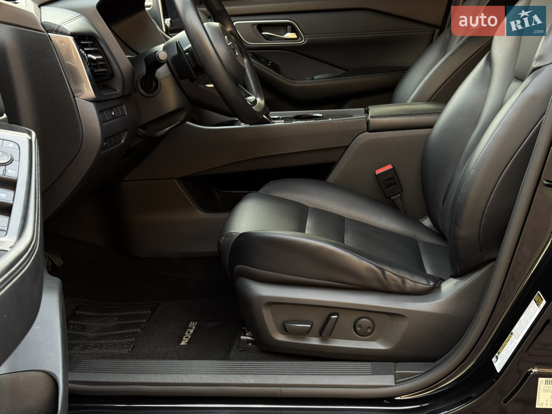 2021 Nissan Rogue - мініатюра 29