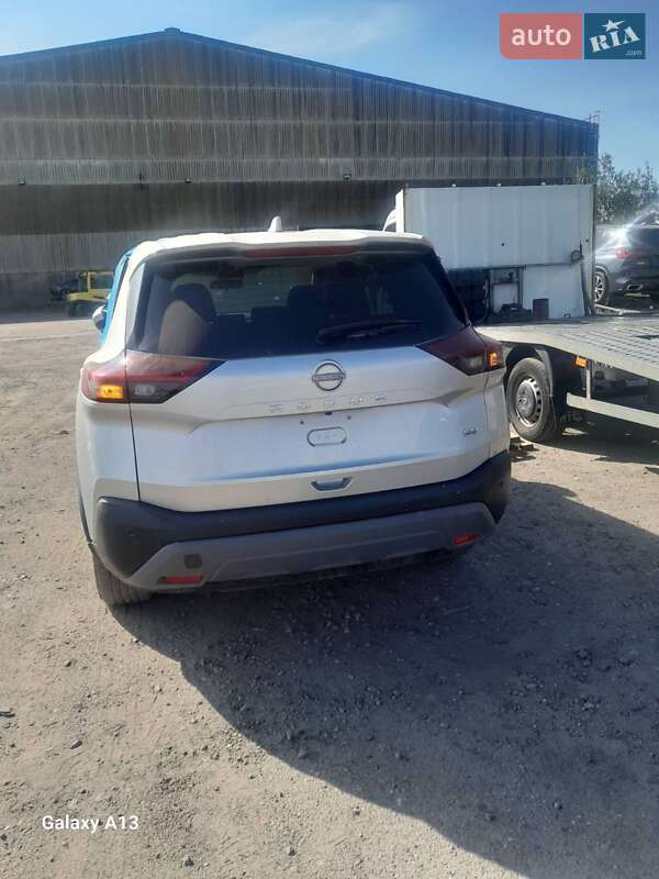 Позашляховик / Кросовер Nissan Rogue 2023 в Дніпрі