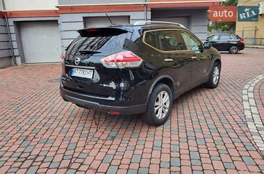 Позашляховик / Кросовер Nissan Rogue 2015 в Івано-Франківську