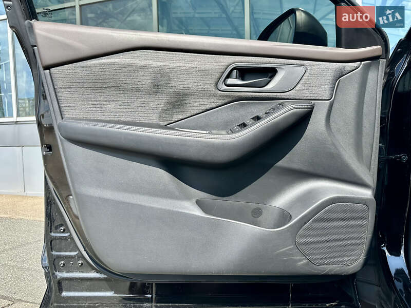 Позашляховик / Кросовер Nissan Rogue 2021 в Києві фото 28 Позашляховик / Кросовер Nissan Rogue 2021 в Києві