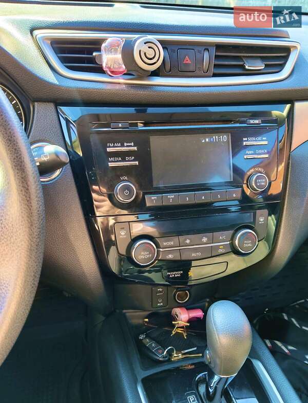 Внедорожник / Кроссовер Nissan Rogue 2015 в Днепре