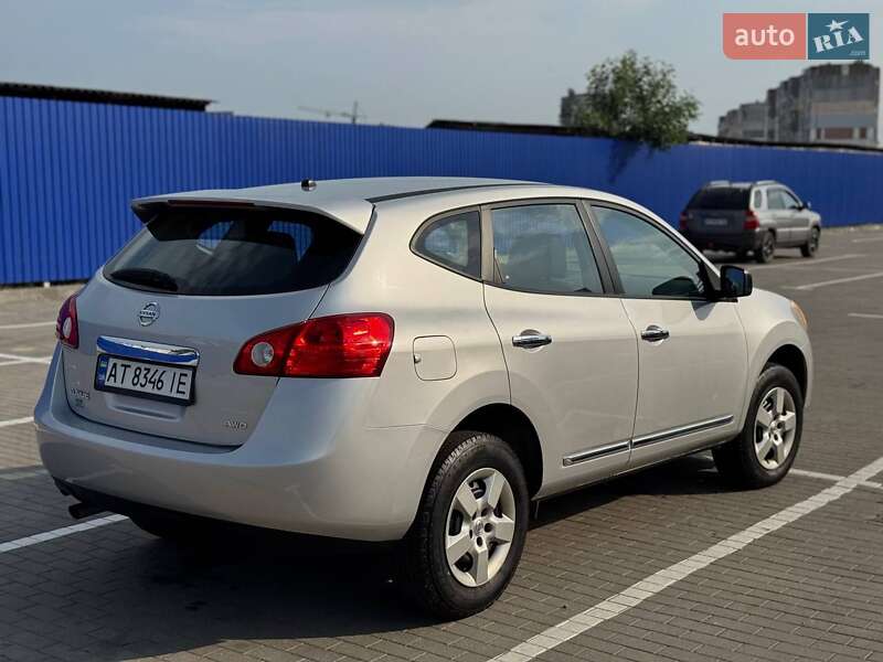 Внедорожник / Кроссовер Nissan Rogue 2013 в Калуше