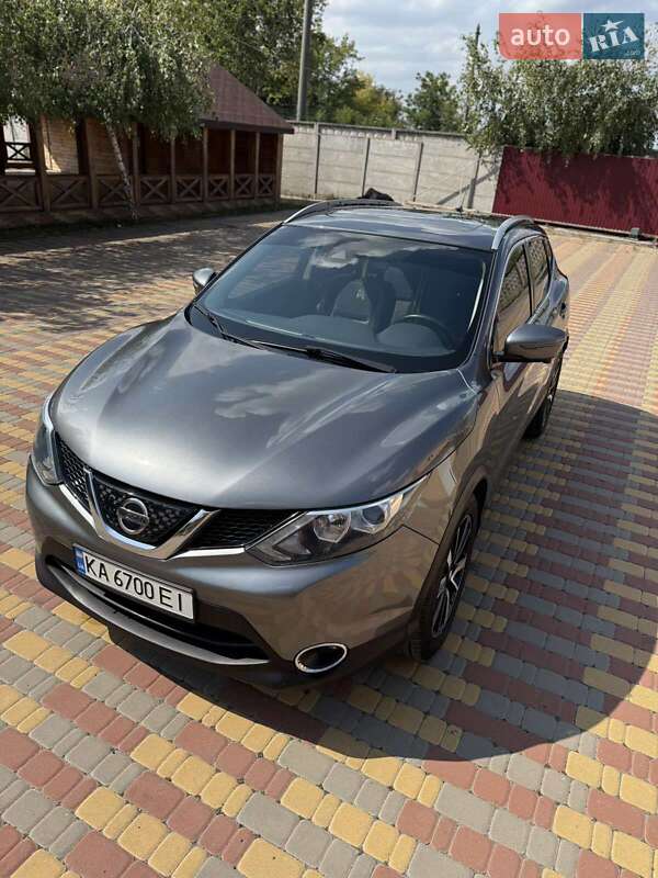 Позашляховик / Кросовер Nissan Rogue 2018 в Києві