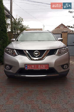 Внедорожник / Кроссовер Nissan Rogue 2015 в Виннице