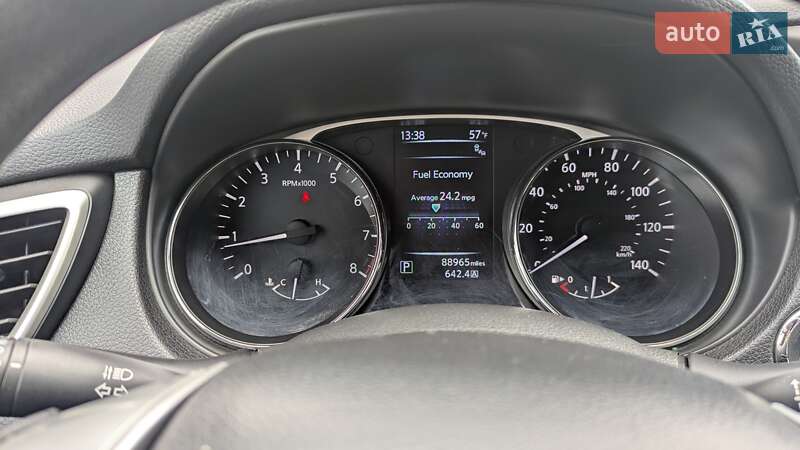 Внедорожник / Кроссовер Nissan Rogue 2016 в Харькове фото 12 Внедорожник / Кроссовер Nissan Rogue 2016 в Харькове