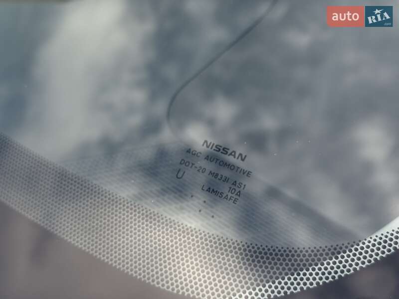 Позашляховик / Кросовер Nissan Rogue 2023 в Дніпрі