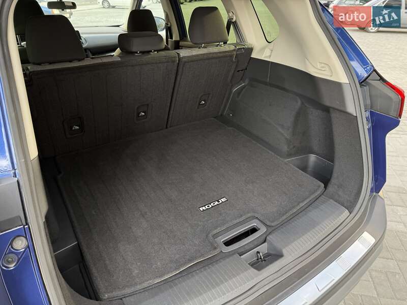 Позашляховик / Кросовер Nissan Rogue 2023 в Дніпрі