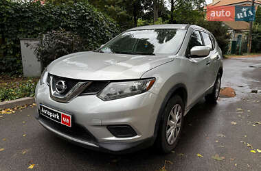 Позашляховик / Кросовер Nissan Rogue 2016 в Києві