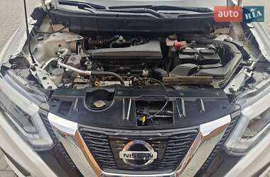 Внедорожник / Кроссовер Nissan Rogue 2020 в 