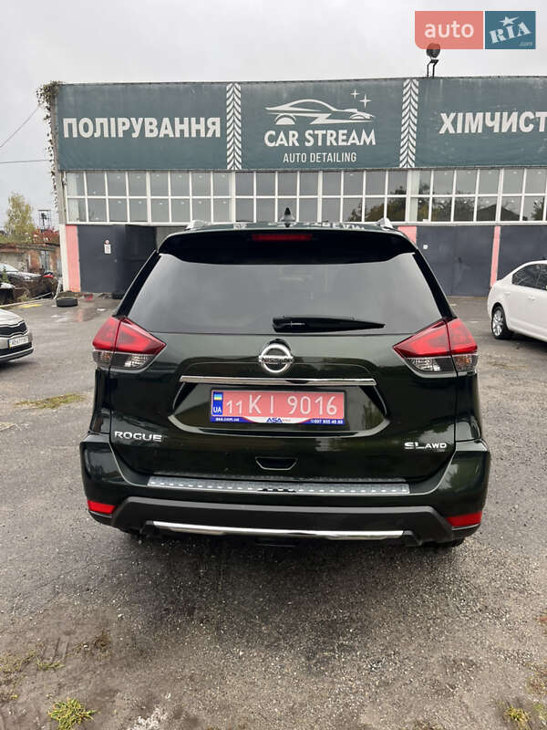 Внедорожник / Кроссовер Nissan Rogue 2018 в Виннице