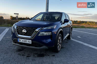 Внедорожник / Кроссовер Nissan Rogue 2023 в Львове