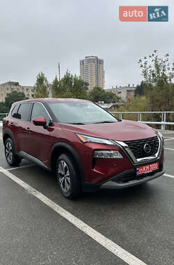Позашляховик / Кросовер Nissan Rogue 2021 в Києві