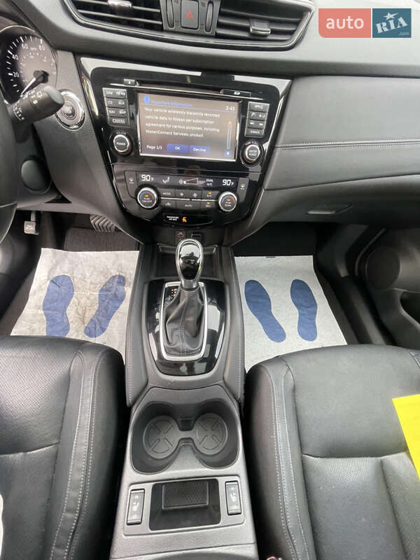 Позашляховик / Кросовер Nissan Rogue 2017 в Кременчуці фото 17 Позашляховик / Кросовер Nissan Rogue 2017 в Кременчуці