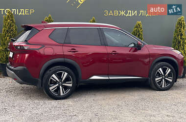 Внедорожник / Кроссовер Nissan Rogue 2021 в 