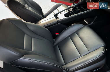 Внедорожник / Кроссовер Nissan Rogue 2021 в 