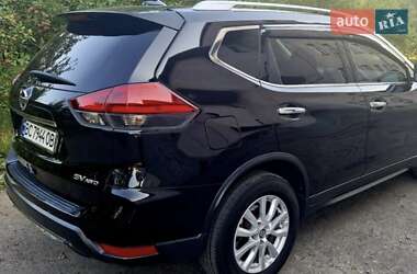 Внедорожник / Кроссовер Nissan Rogue 2016 в 