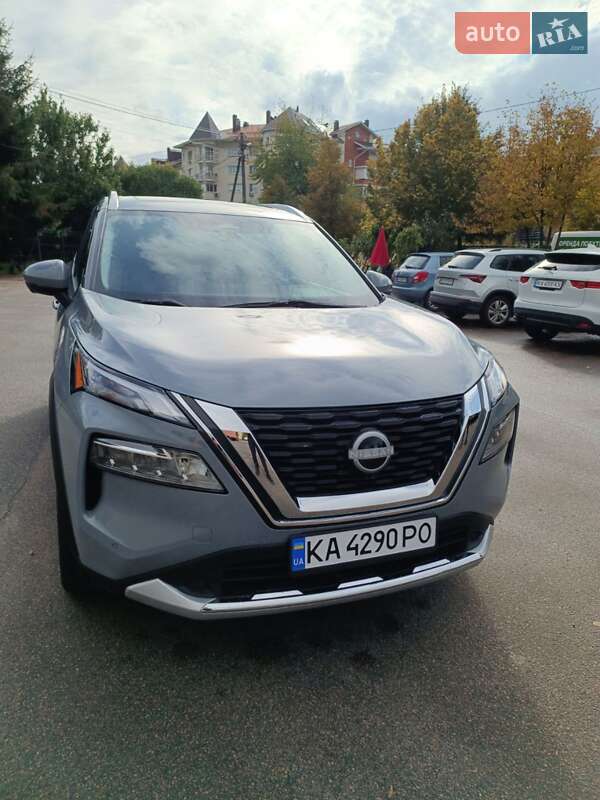 Позашляховик / Кросовер Nissan Rogue 2023 в Києві