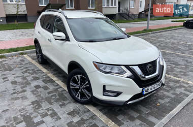 Внедорожник / Кроссовер Nissan Rogue 2020 в Виннице