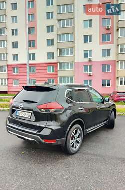 Внедорожник / Кроссовер Nissan Rogue 2018 в 