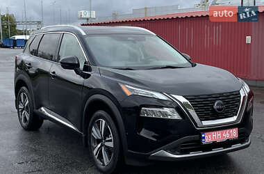 Внедорожник / Кроссовер Nissan Rogue 2023 в 