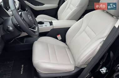 Внедорожник / Кроссовер Nissan Rogue 2023 в 