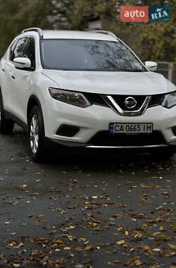 Внедорожник / Кроссовер Nissan Rogue 2016 в Черкассах
