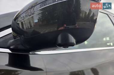 Внедорожник / Кроссовер Nissan Rogue 2017 в 