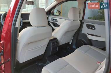 Внедорожник / Кроссовер Nissan Rogue 2021 в 
