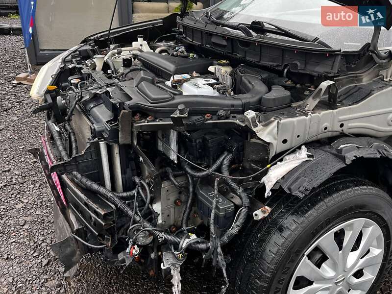 Внедорожник / Кроссовер Nissan Rogue 2017 в Луцке