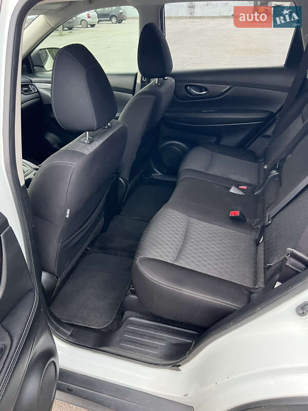 Внедорожник / Кроссовер Nissan Rogue 2019 в Киеве