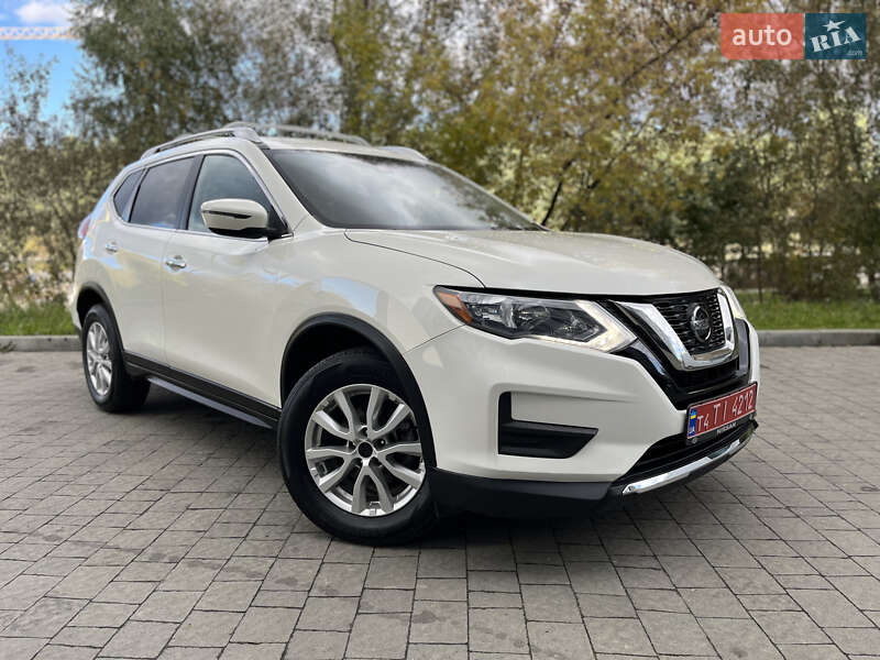 Внедорожник / Кроссовер Nissan Rogue 2019 в Львове