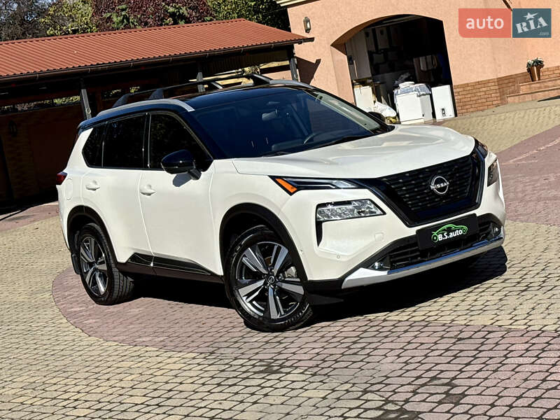 Внедорожник / Кроссовер Nissan Rogue 2021 в Мукачево