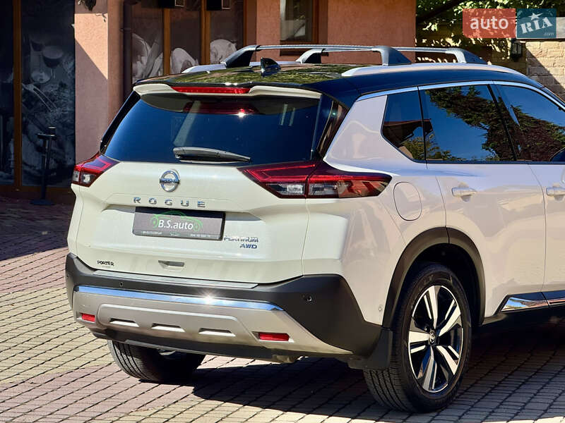 Внедорожник / Кроссовер Nissan Rogue 2021 в Мукачево