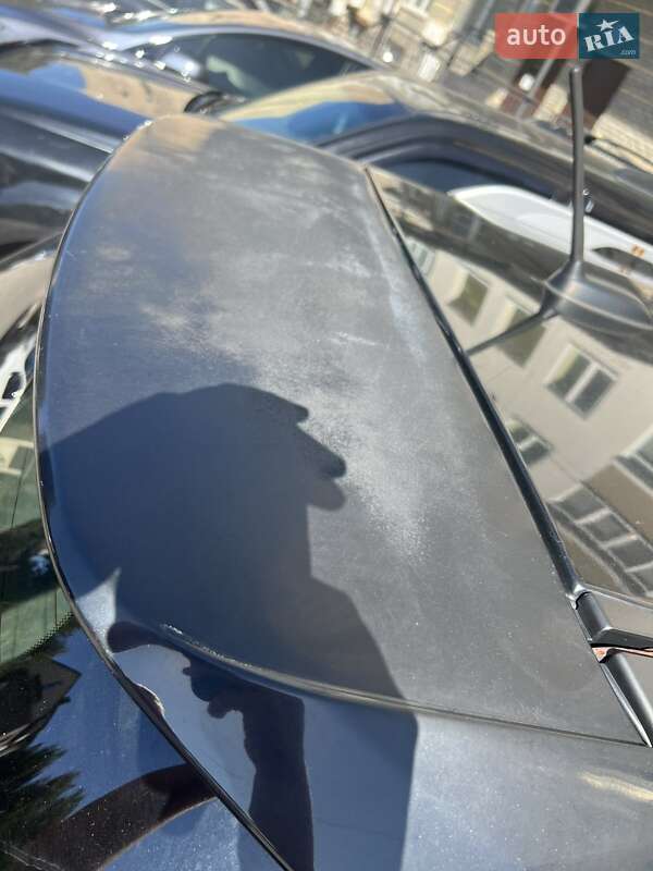 Позашляховик / Кросовер Nissan Rogue 2016 в Києві