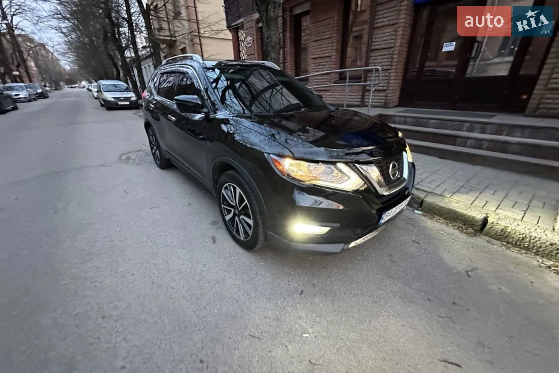 2018 Nissan Rogue - мініатюра 2