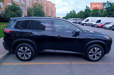 Внедорожник / Кроссовер Nissan Rogue 2020 в 