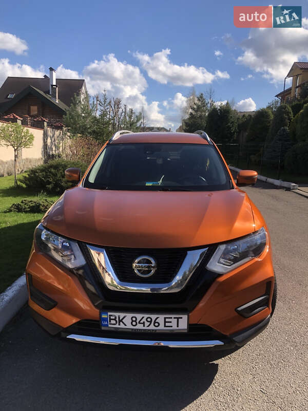 Позашляховик / Кросовер Nissan Rogue 2019 в Рівному