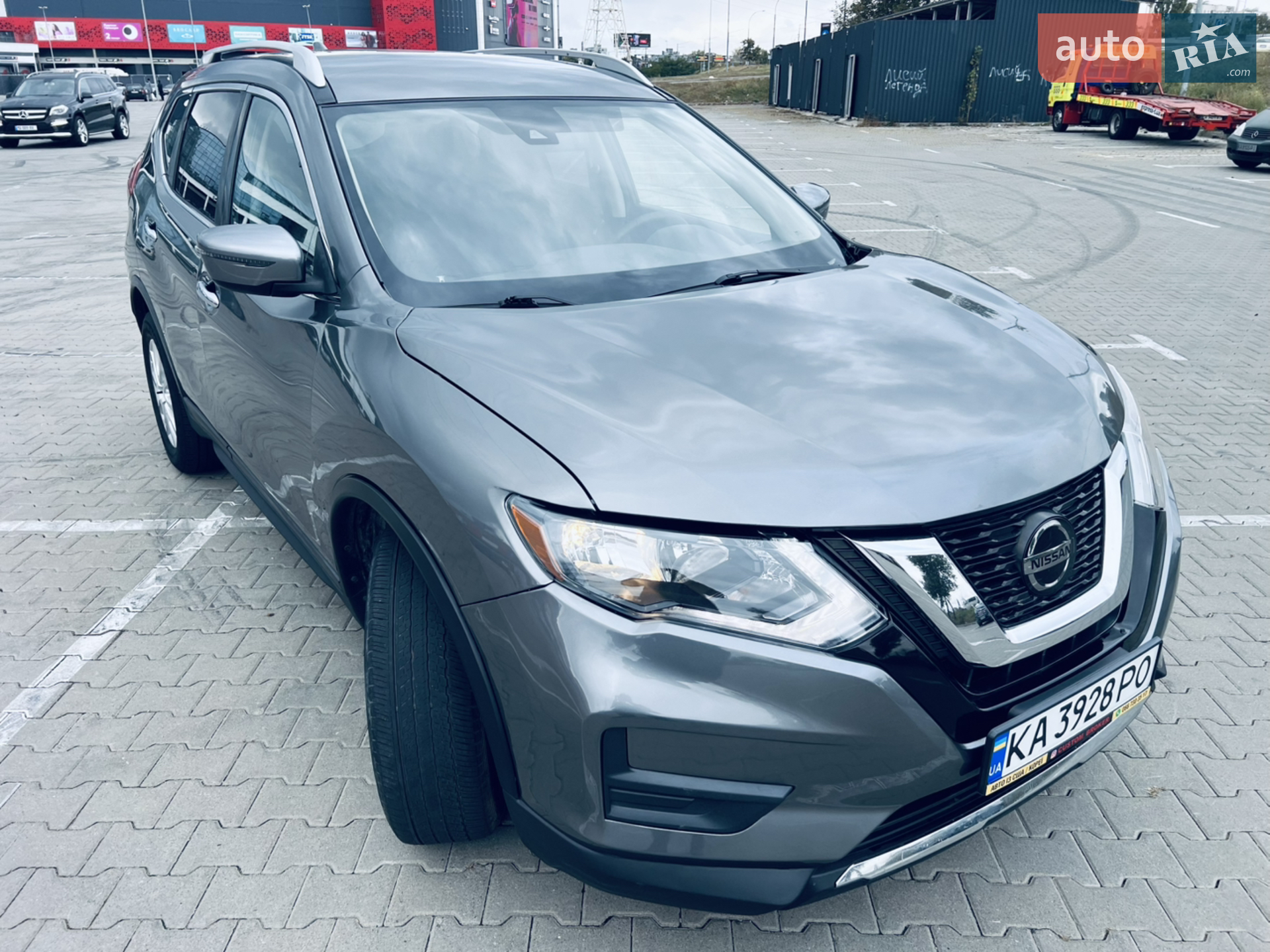 2019 Nissan Rogue - мініатюра 2