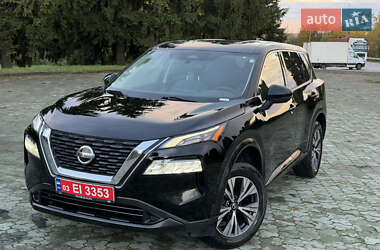 Позашляховик / Кросовер Nissan Rogue 2021 в Дубні
