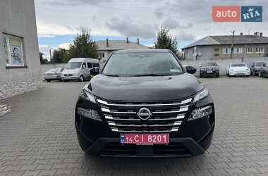 Внедорожник / Кроссовер Nissan Rogue 2024 в 