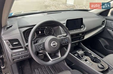 Внедорожник / Кроссовер Nissan Rogue 2024 в 