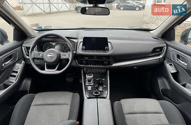 Внедорожник / Кроссовер Nissan Rogue 2024 в 