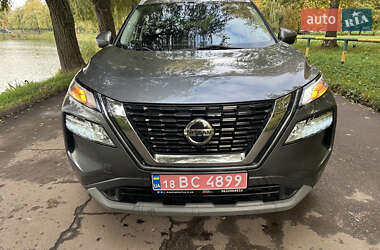 Внедорожник / Кроссовер Nissan Rogue 2021 в 