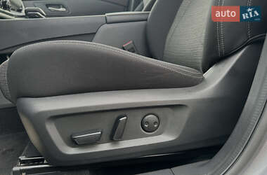 Внедорожник / Кроссовер Nissan Rogue 2021 в 